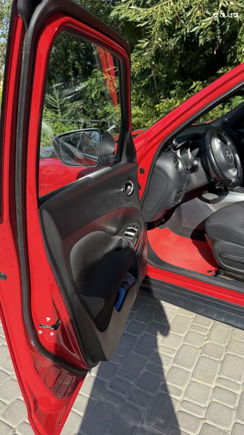Nissan Juke 2018 красный - фото 10