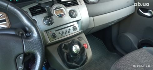Renault Scenic 2006 серебристый - фото 12