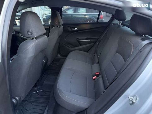 Chevrolet Cruze 2018 - фото 19