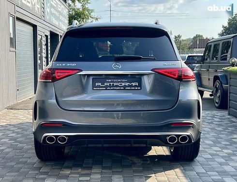 Mercedes-Benz GLE-Class 2022 - фото 9