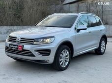 Купити Volkswagen Touareg дизель бу в Київській області - купити на Автобазарі