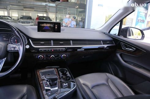 Audi Q7 2017 - фото 14