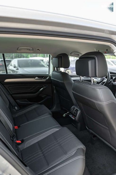 Volkswagen passat alltrack 2020 - фото 26