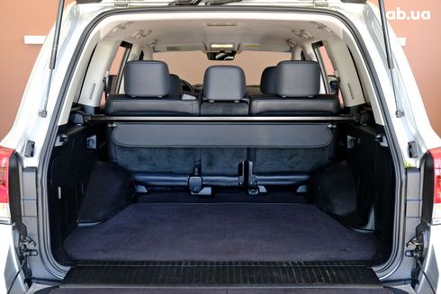 Toyota Land Cruiser 2018 серый - фото 9