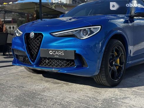 Alfa Romeo Stelvio 2018 - фото 10