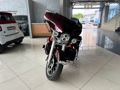 Harley-Davidson FLHX 2018 красный - фото 5