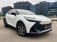 Купити Toyota C-HR бу в Україні - купити на Автобазарі