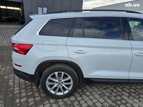 Skoda Kodiaq 2020 белый - фото 7