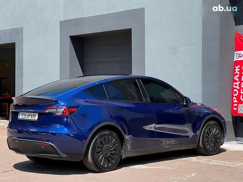 Tesla Model Y 2023 - фото 8