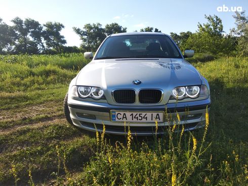 BMW 3 серия 2001 серебристый - фото 2