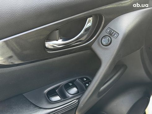 Nissan Rogue 2017 белый - фото 10