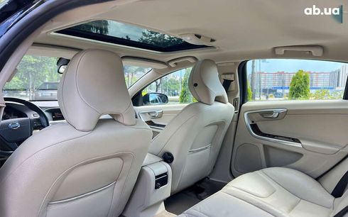 Volvo S60 2011 - фото 13