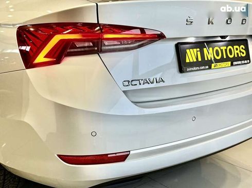 Skoda Octavia 2022 - фото 11