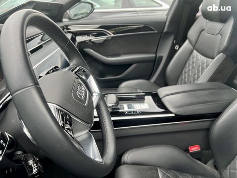 Audi A8 2021 - фото 13