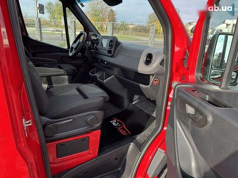 Mercedes-Benz Sprinter 2020 - фото 21