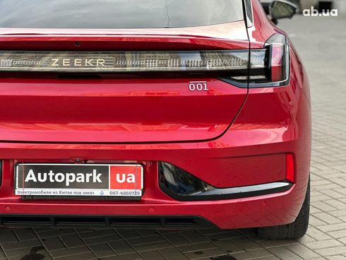 Zeekr 001 2021 красный - фото 8