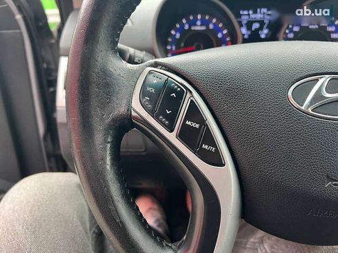 Hyundai Elantra 2011 - фото 19