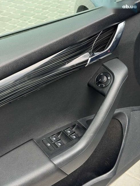 Skoda Octavia 2017 - фото 7