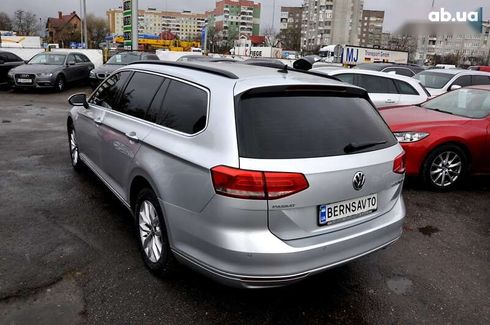 Volkswagen Passat 2018 - фото 10