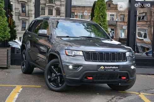 Jeep Grand Cherokee 2019 - фото 8