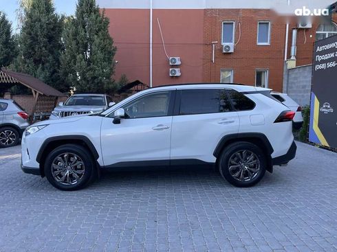 Toyota RAV4 2023 - фото 22