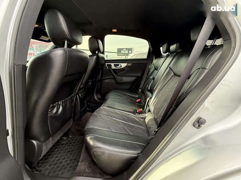 Infiniti QX70 2015 - фото 15