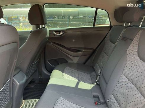 Hyundai Ioniq 2019 - фото 23