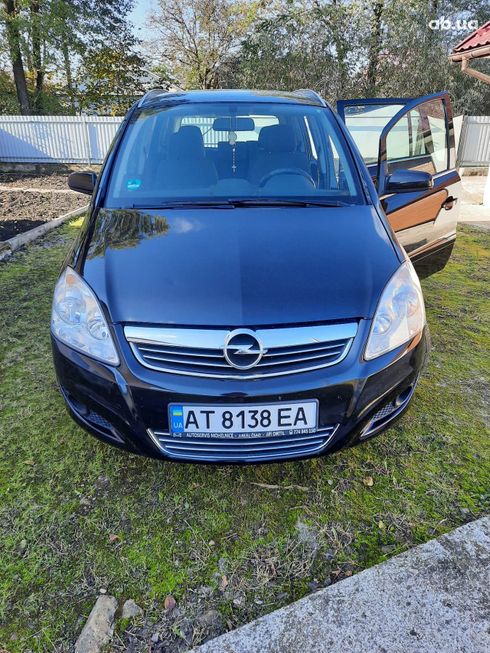 Opel Zafira 2008 черный - фото 5