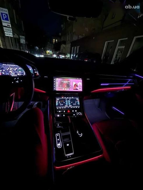 Audi Q7 2020 - фото 12