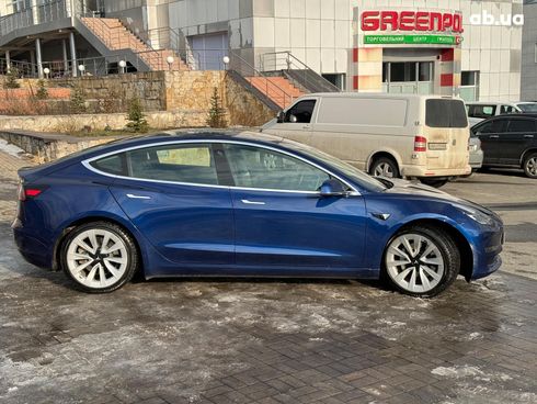 Tesla Model 3 2020 синий - фото 4