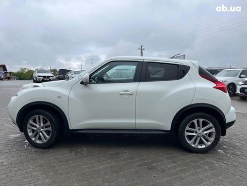 Nissan Juke 2012 белый - фото 7