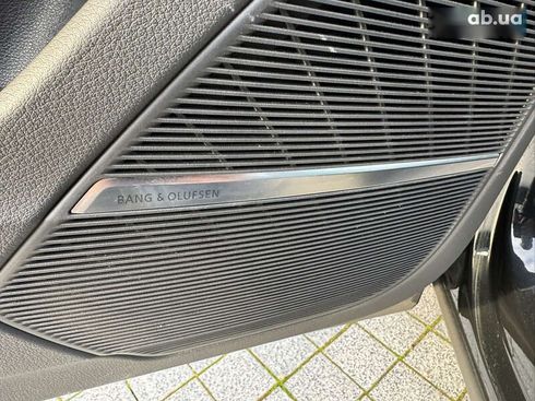 Audi SQ8 2023 - фото 12