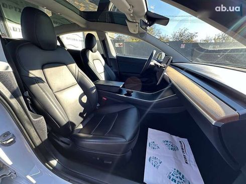 Tesla Model 3 2020 - фото 20