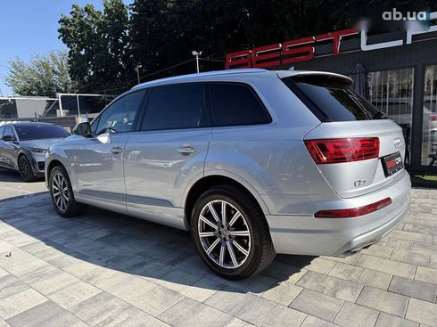 Audi Q7 2018 - фото 19