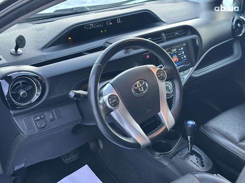 Toyota Aqua 2015 - фото 14