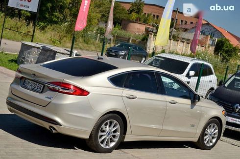 Ford Fusion 2017 - фото 16