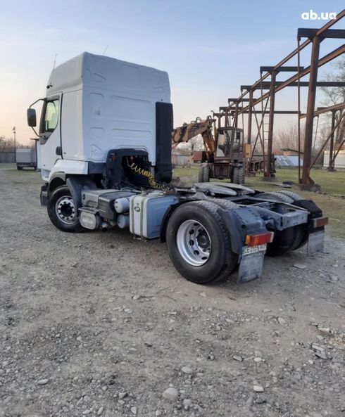 Renault Premium 2000 белый - фото 7