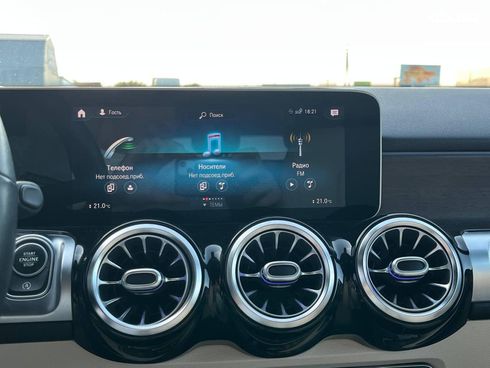 Mercedes-Benz GLB-Класс 2021 синий - фото 40