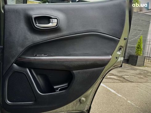 Jeep Compass 2020 - фото 26