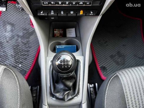 SEAT Toledo 2013 белый - фото 22