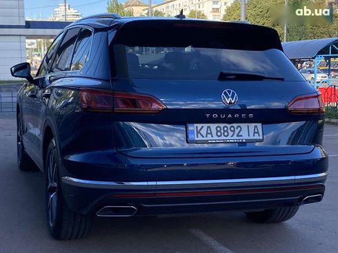 Volkswagen Touareg 2022 - фото 5