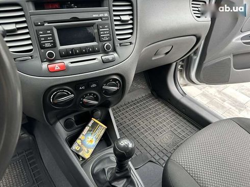 Kia Rio 2010 - фото 27