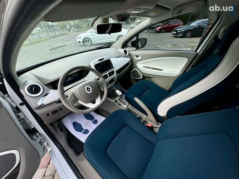 Renault Zoe 2014 - фото 17