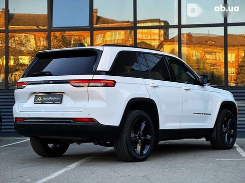 Jeep Grand Cherokee 2022 - фото 15