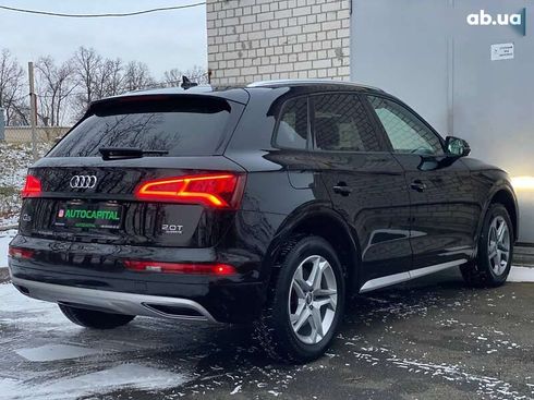 Audi Q5 2018 - фото 12