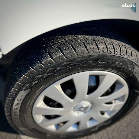 Renault Trafic 2020 - фото 15