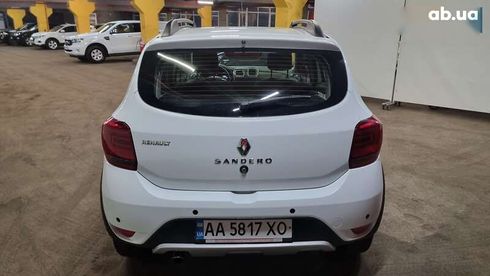 Renault Sandero 2019 - фото 14