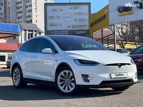 Tesla Model X 2019 - фото 3