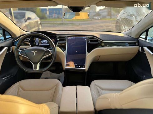 Tesla Model S 2015 - фото 9