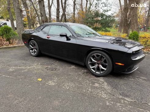 Dodge Challenger 2018 черный - фото 14